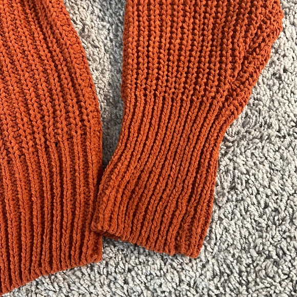 Double Zero Rust Burnt Orange Mock Turtleneck Chenille Cropped Sweater New - Picture 6 of 11